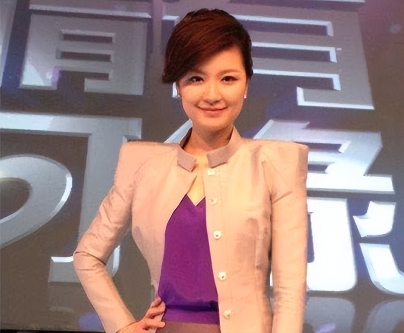 知名女主持陈蓉：被黑后回老东家做幕后，嫁海归老公儿女双全