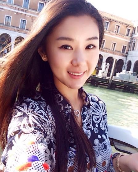 王雷妻子李小萌介绍 个人生活家庭背景