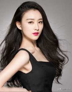 ​张润，娱乐圈影视女演员，参演《暗黑者》、《黄大妮》等多部作品