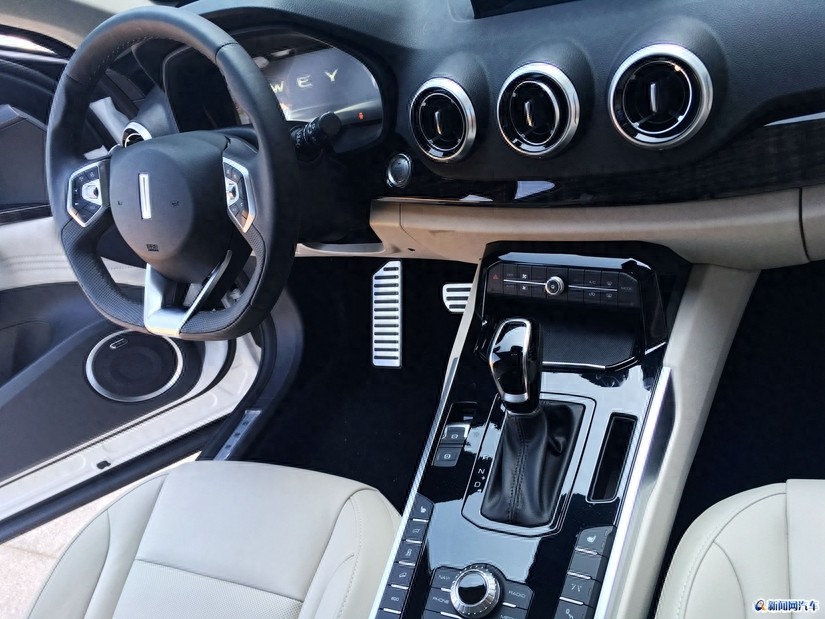 WEY所演绎的“中式豪华” 长城WEY VV7s实拍