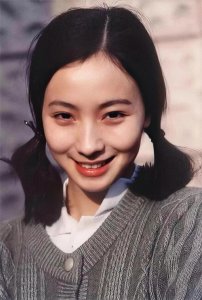 ​唐嫣自杀，段奕宏暗恋，黄磊结婚却打给刘若英，明星的爱情也卑微