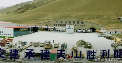 ​中国基建有多牛？最长高速隧道和最长沙漠公路，连罗布泊也有高速