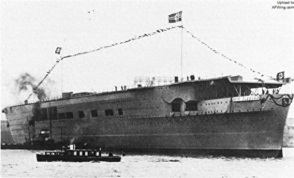 二战德国唯一的航母:“齐柏林伯爵”号,隐身深海近半个世纪