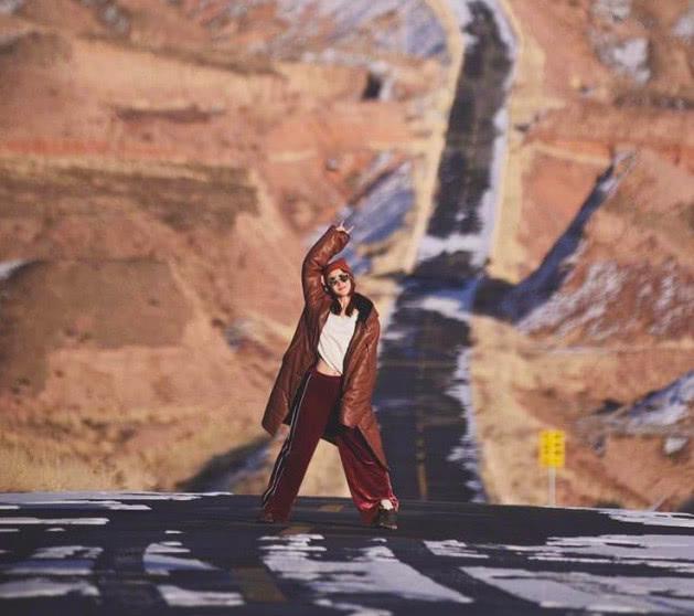 34岁陈赫张子萱秀恩爱晒娃，33岁许婧独闯全世界