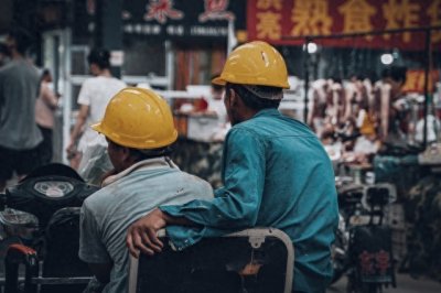 ​堂哥21岁出门打工，26年来杳无音信，今年年初，他突然回来了