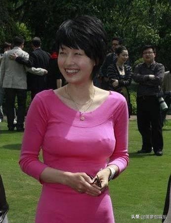 管虎：24岁当上导演，宠了马伊琍3年，却娶了她的闺蜜