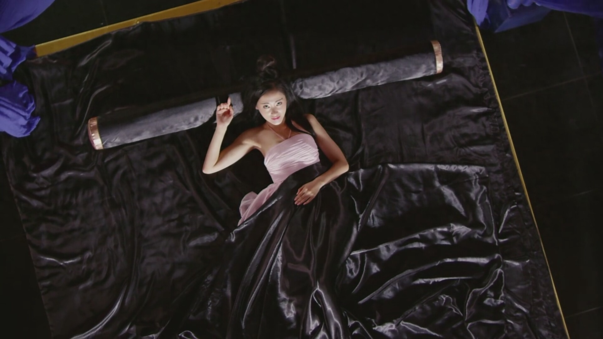 太子妃剪了胸还会下线吗?张天爱已火,太子妃下线还有意义吗?