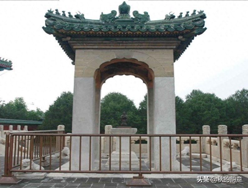 北京天坛公园,始建明永乐十八年1420年。全国文明风景旅游示范点