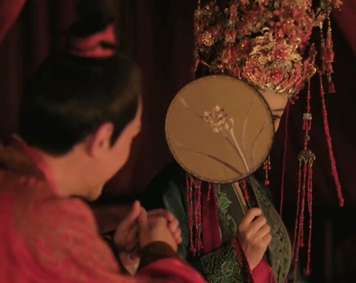 知否为什么是绿色嫁衣 盛家姐妹皆穿绿衣出嫁引争议