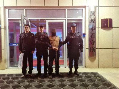 ​河北一男子持菜刀杀死同村村民，潜逃23年在宁夏被抓，民警一句话打开他的话匣