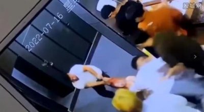 ​女子被拖进厕所隔间涉事男子已到案,两人相识饮酒后发生矛盾