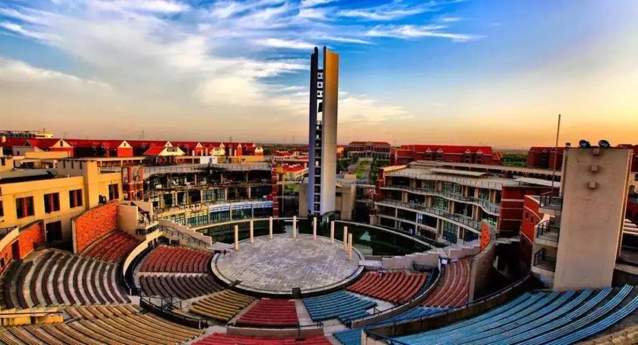 南京传媒大学与南广学院哪个好（中传南广学院转设为南京传媒学院）