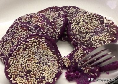 ​在家教你做好吃的紫薯饼，烹饪简单，甜香营养，不错的居家美味