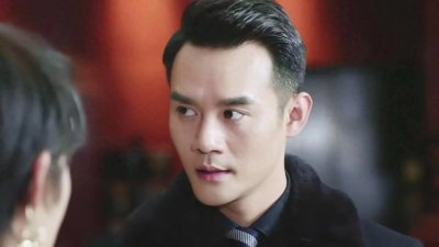 ​王凯：演技卓越，多面魅力，铸就演艺辉煌之路，璀璨星途引领风潮