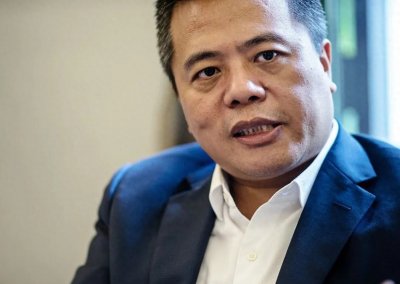 ​《传奇》的发展历程与挑战