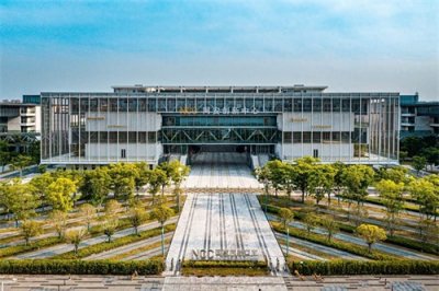 ​东西湖：奋力打造武汉高质量发展重要增长极