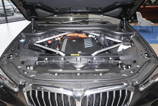 宝马x5百公里加速2.0t(性能强还省油5.6秒破百)(11)