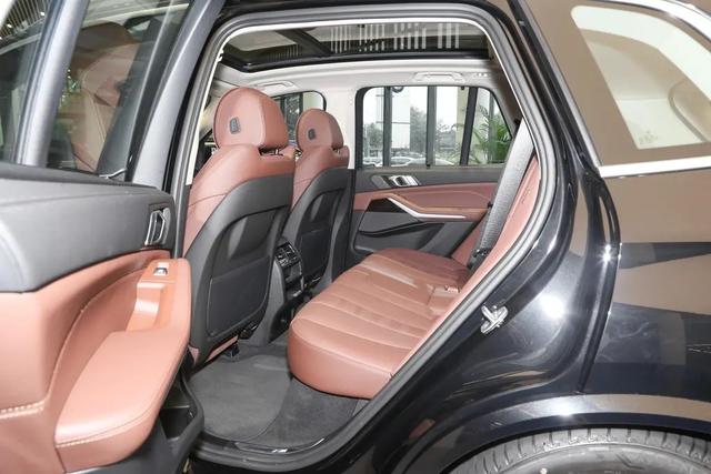 宝马x5百公里加速2.0t(性能强还省油5.6秒破百)(9)