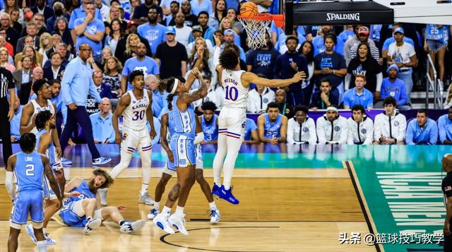 乔丹ncaa决赛（疯狂三月NCAA史上最大逆转）(5)