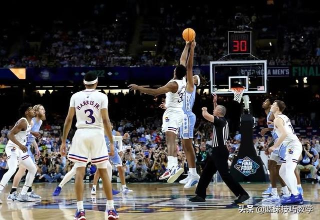 乔丹ncaa决赛（疯狂三月NCAA史上最大逆转）(18)