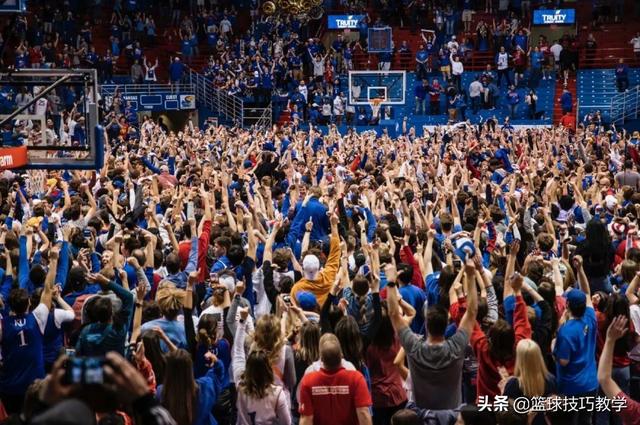 乔丹ncaa决赛（疯狂三月NCAA史上最大逆转）(9)