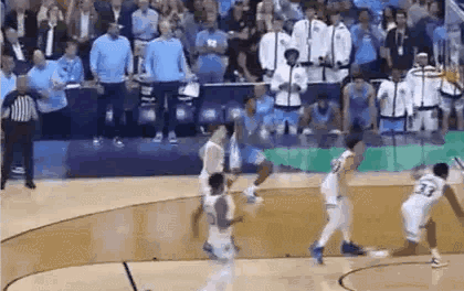 乔丹ncaa决赛（疯狂三月NCAA史上最大逆转）(13)