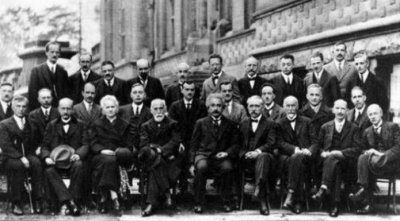 ​世界公认三大天才：霍金上榜，爱因斯坦才第二，第一疑似穿越来的