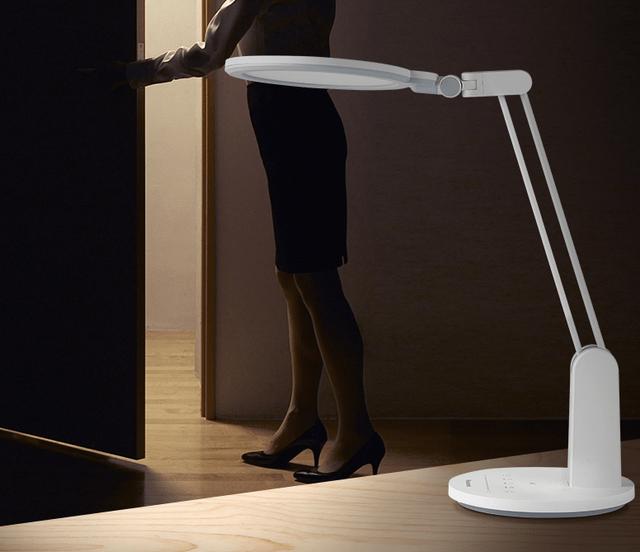 儿童护眼台灯哪个牌子好(六款适合孩子的护眼台灯)(5)