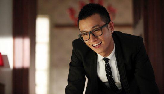 中国第一狗仔卓伟今被封杀!白百何文章刘小光笑了