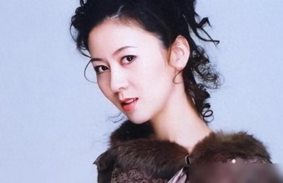 ​中国第一“裸模”汤加丽：走红后离婚，后来怎样？