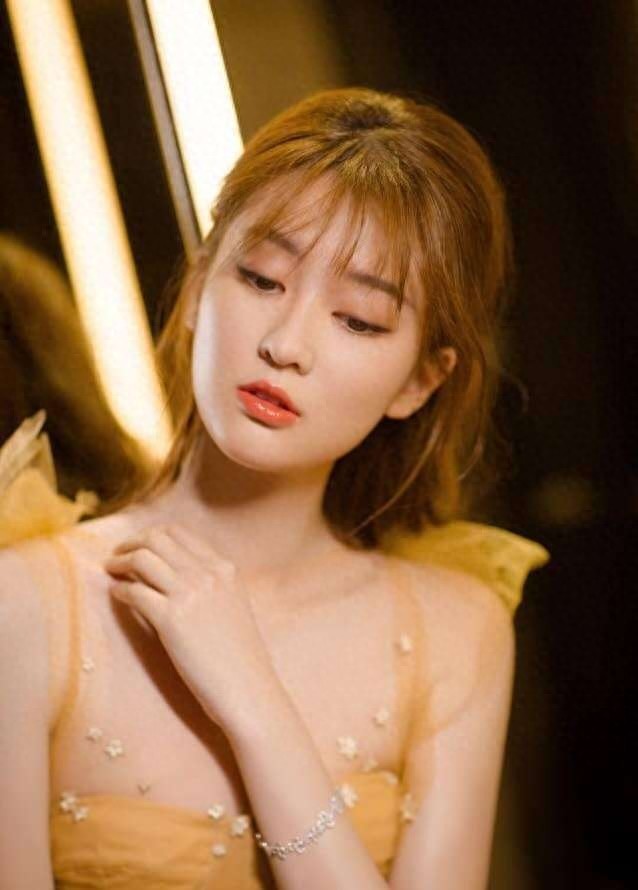 乔欣：娱乐圈的“白富美”，今面临无戏可拍的尴尬境地