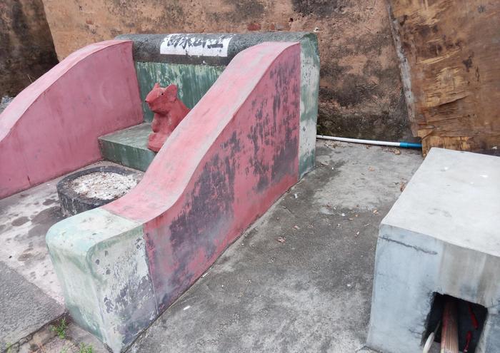 惠州沥林镇黄村发现一个后土神庙,神像竟为“猪”神像