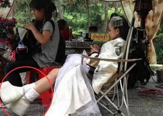 揭秘杨蓉真实身高, 真爱粉都不一定不知道, 这1张照片让人尴尬!