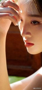 ​清新脱俗——唐艺昕全图写真合集