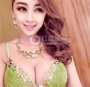 张璐瑶内衣写真 十足女神范张璐瑶漂亮吗