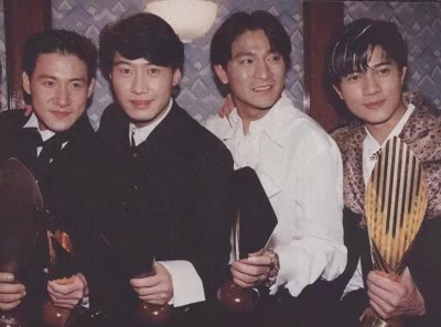 ​香港娱乐圈的黑暗你无法想象：艺人被侮辱、刘德华被枪指头拍戏