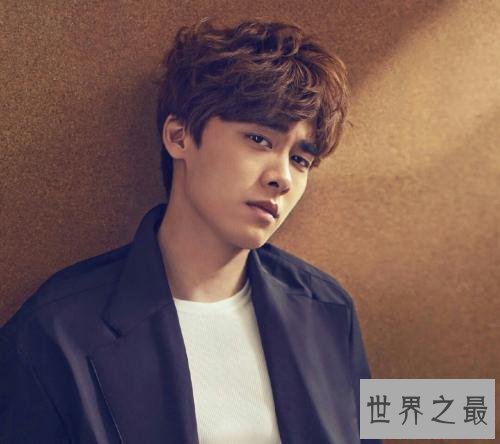 全国公认十大校草排行,白敬亭现如今第一!