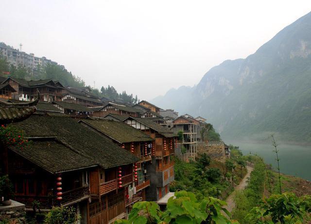 世界上有两个桃花源,一个在我们心中,一个在酉阳,快来旅游吧