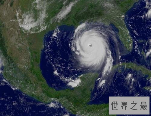美国历史上最可怕的飓风，这阵风刮过后损失四百亿美元！