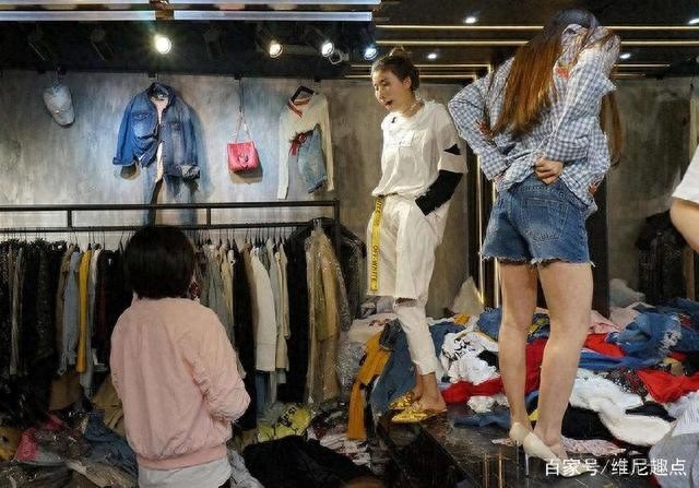 “穿版”模特月入过万?幕后辛酸又有谁懂