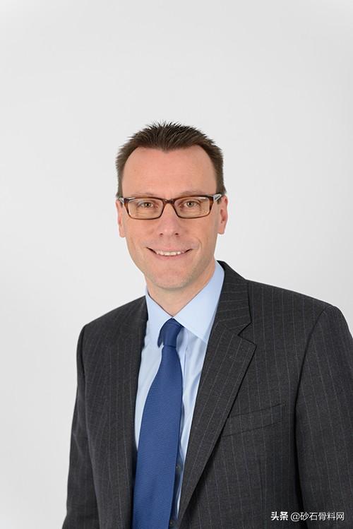 180矿机价格表（美卓矿机服务下沉）(2)