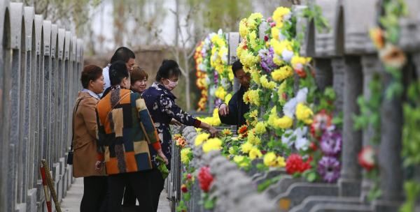 扫墓时间有什么讲究,扫墓时的禁忌与注意事项图5