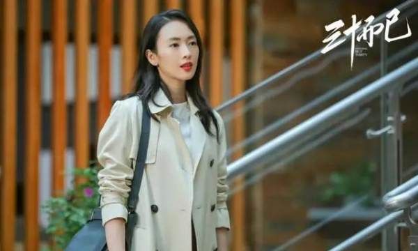 蝴蝶过山门 轻舟过重山什么意思,蝴蝶过山门轻舟过重山下一句图4