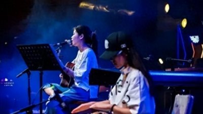 ​伪原创惊天大曝光：民谣女歌手花粥涉及连环抄袭丑闻