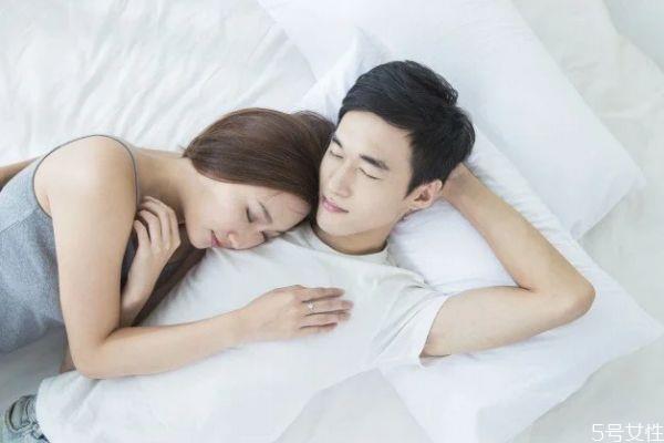 男朋友认定你的表现 男朋友不喜欢你的征兆 男朋友认定你的表现 男朋友不喜欢你的征兆