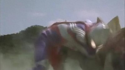 ​加库玛打中迪迦的要害，迪迦却还学以致用