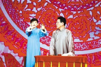 常宝丰爷孙登台说起“数来宝”