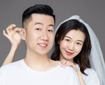 ​QUQU暗藏娇妻？粉丝私藏照片一晒出来，网友：颜值比rita吸引十倍