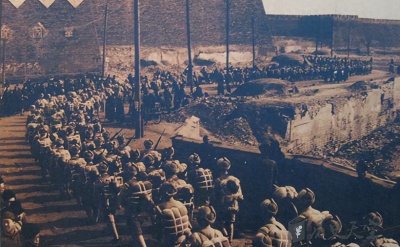 ​该支师成立晚，战力一般，被委以重任，师长被换下后成备选干部？