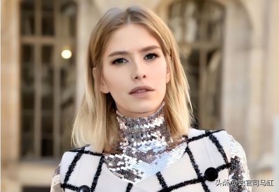 ​俄罗斯名模艾琳娜：从阶下囚逆袭成名媛，嫁大28岁富翁生4胎